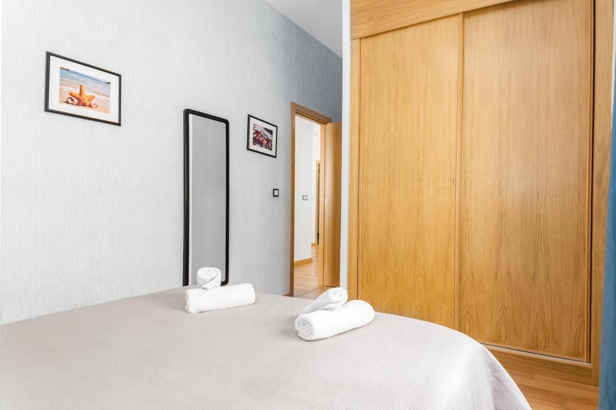 -Malagasunapts- Modern Citycentre Pool&Parking Екстериор снимка