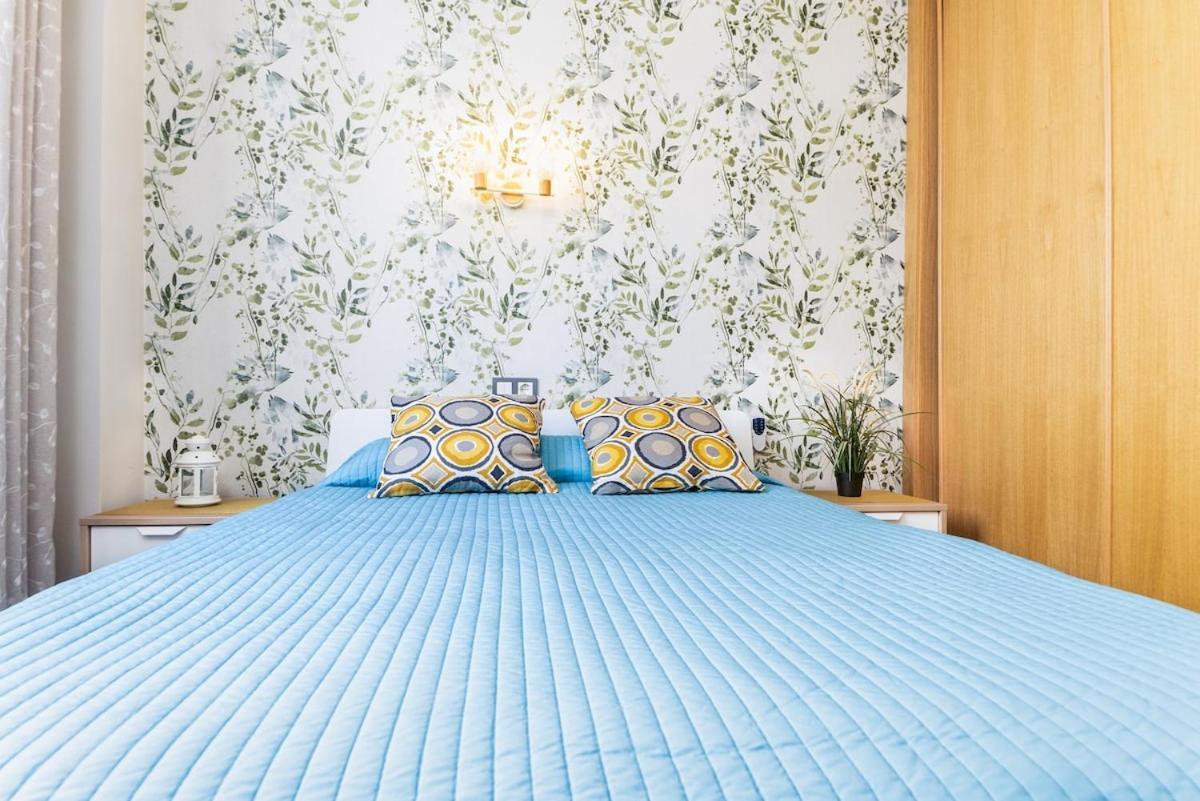 -Malagasunapts- Modern Citycentre Pool&Parking Екстериор снимка