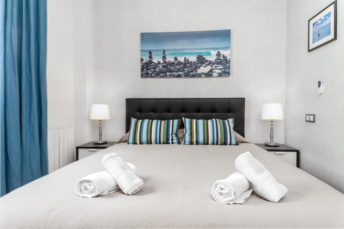 -Malagasunapts- Modern Citycentre Pool&Parking Екстериор снимка